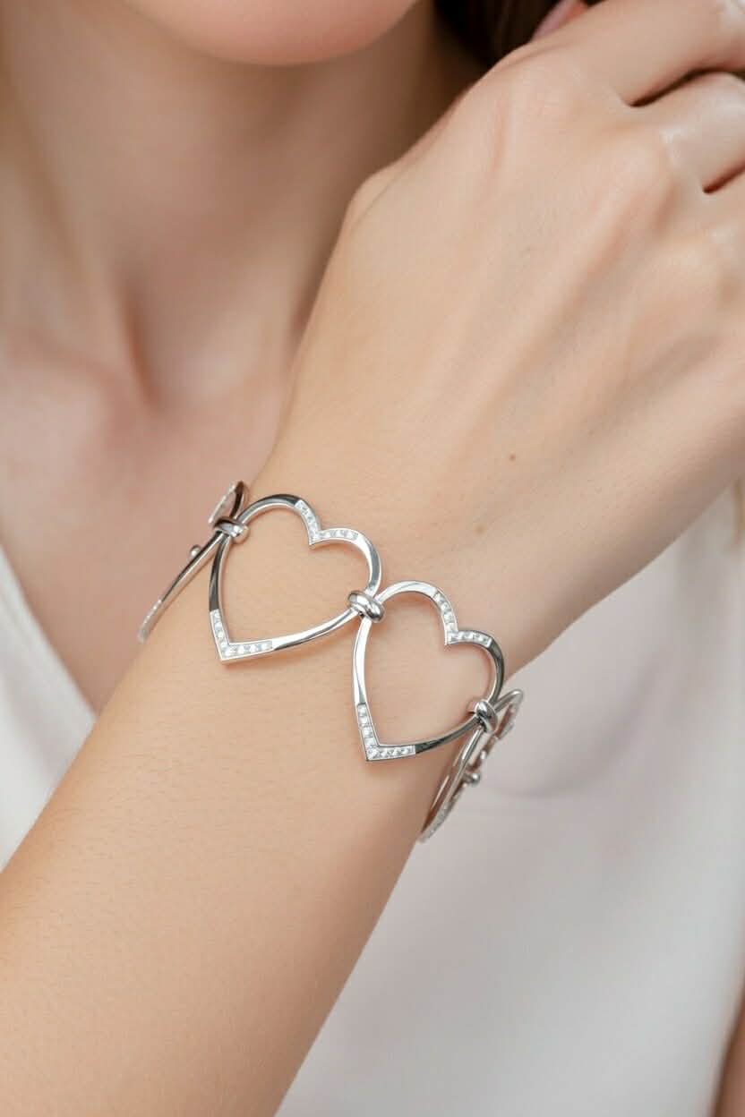 Bracciale in Oro Bianco 18 Carati con Cuori e Diamanti – Davite e Delucchi - Simmi Gioiellerie - Bracciali