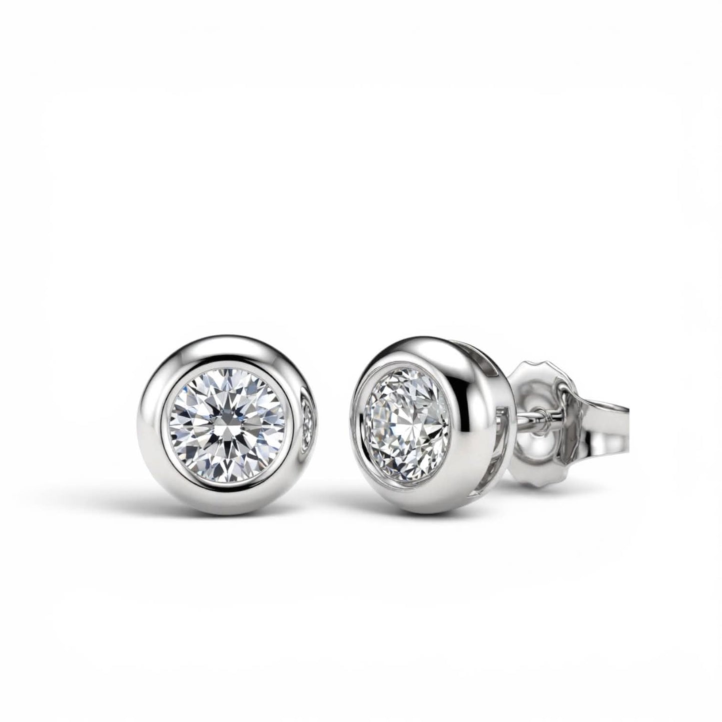 Orecchini Punto Luce Diamanti in Oro Bianco 18kt Montatura Blazer a Colletto - Simmi Gioielli - Simmi Gioiellerie -Orecchini
