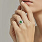 Anello in oro bianco con diamante fancy verde e brillanti - Simmi Gioielli - Simmi Gioiellerie - Anelli