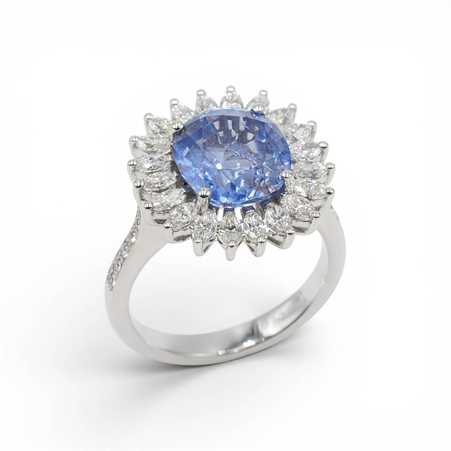 Anello in Oro Bianco con Zaffiro Fiordaliso e Diamanti Marquise - Simmi Gioielli - Simmi Gioiellerie -Anelli