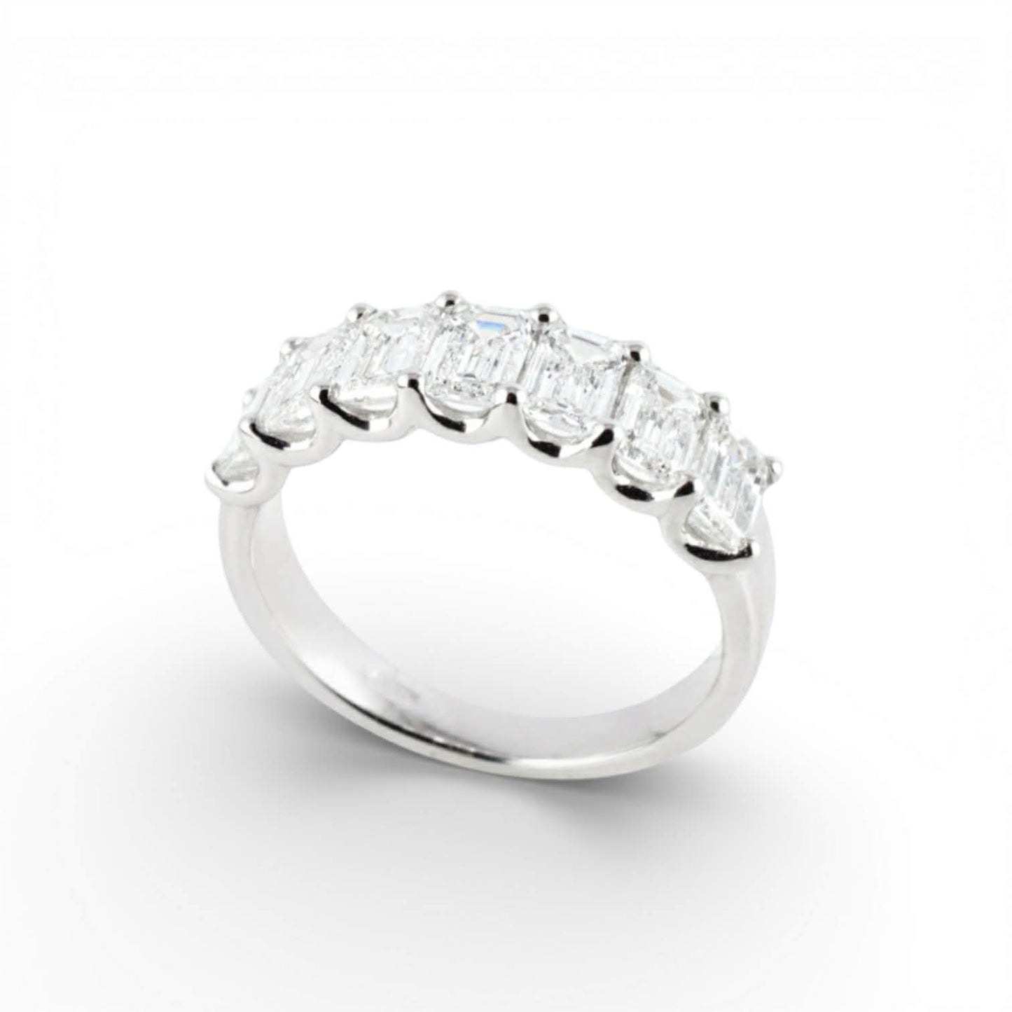 Anello Veretta in Oro Bianco con Diamanti Baguette – Simmi Gioielli - Simmi Gioiellerie - Anelli