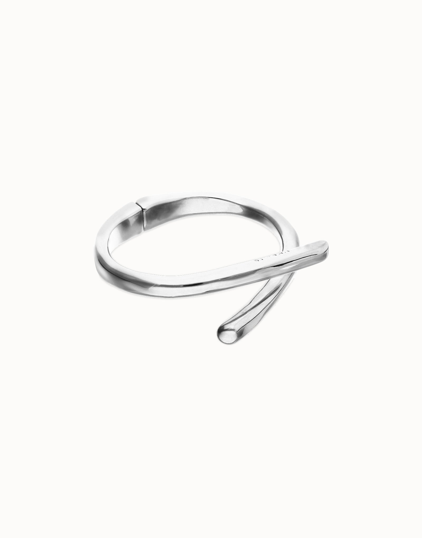 Bracciale Uno de 50 rigido placcato in argento 925 con forme organiche intrecciate - PUL2630 - Simmi Gioiellerie - Bracciali