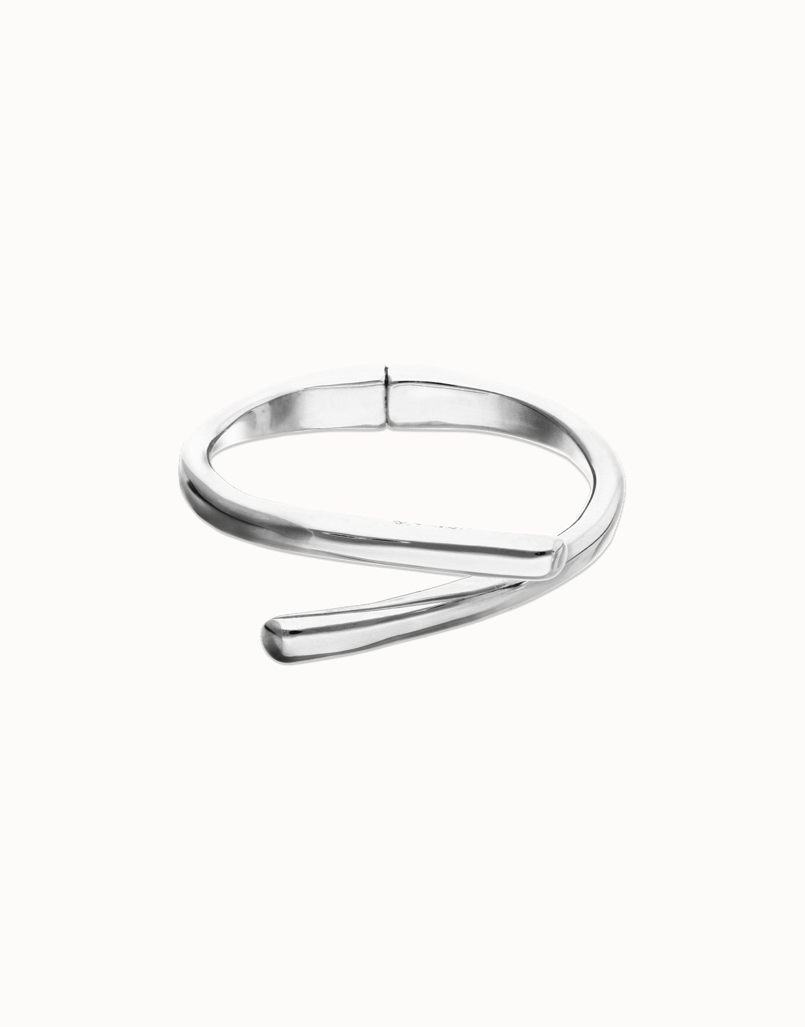 Bracciale Uno de 50 rigido placcato in argento 925 con forme organiche intrecciate - PUL2630 - Simmi Gioiellerie - Bracciali