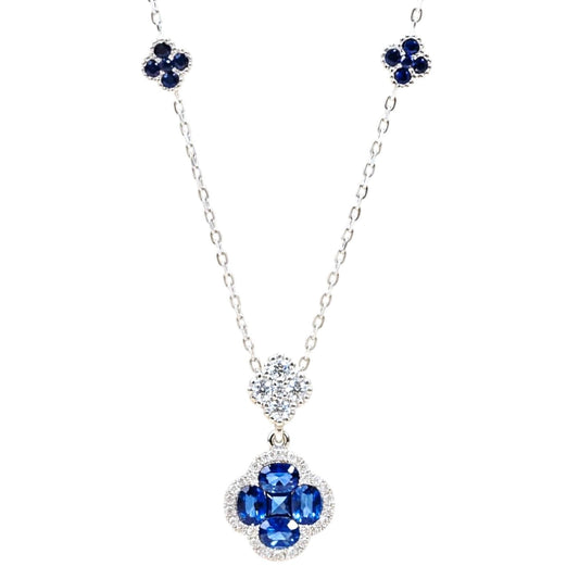 Collana in Oro Bianco con Fiori di Zaffiri Blu e Diamanti – Simmi Gioielli - Simmi Gioiellerie - Collane