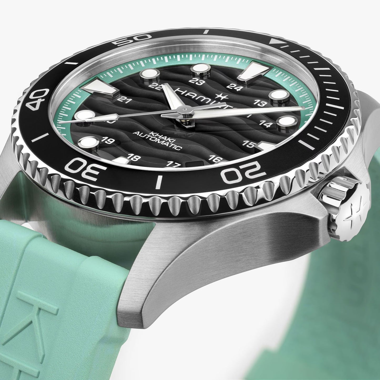 KHAKI NAVY SCUBA 40 MM Carica automatica | 40mm | H82415331