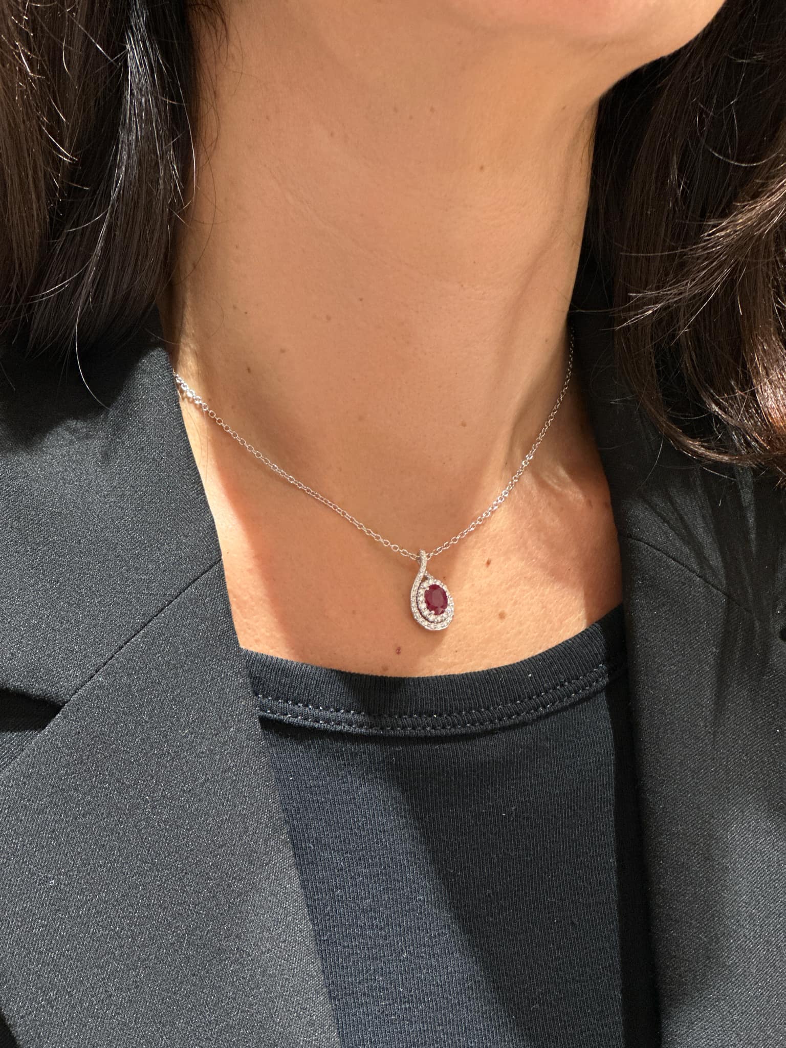 Pendente da donna in oro con rubino e diamanti - Davite e Delucchi - Simmi Gioiellerie - Collane