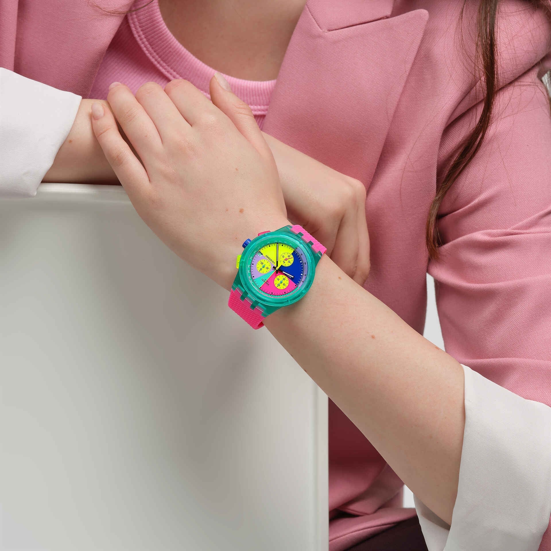 SWATCH NEON SWATCH NEON FLASH ARROW - SUSG408 - Simmi Gioiellerie -Orologi