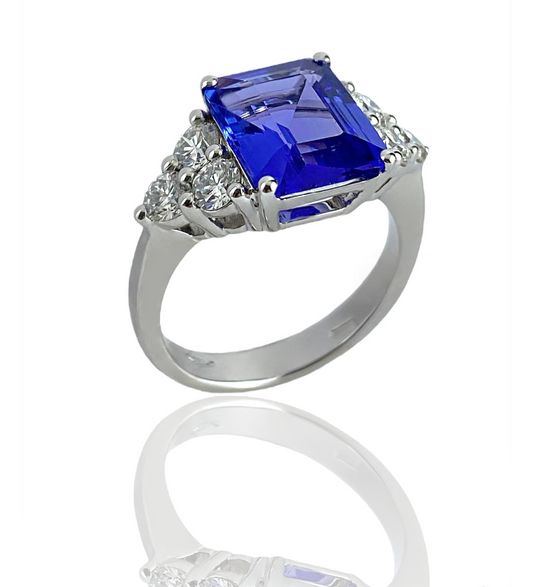 Anello da donna tanzanite e diamanti