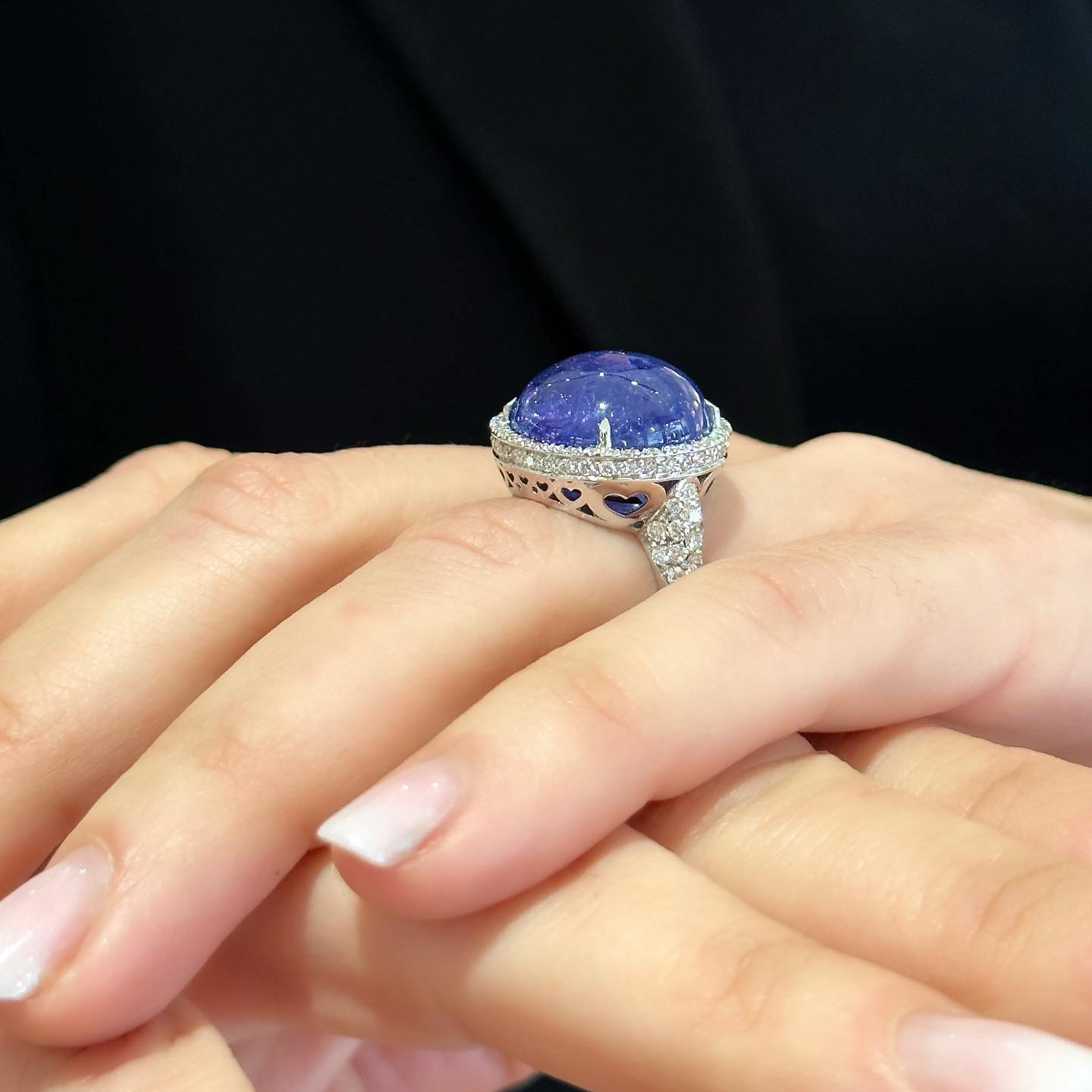 Anello con tanzanite e diamanti - Simmi Gioielli - Simmi Gioiellerie -Anelli