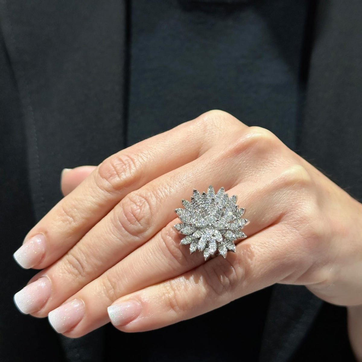 Anello fiore in oro e diamanti - Simmi Gioiellerie -Anelli